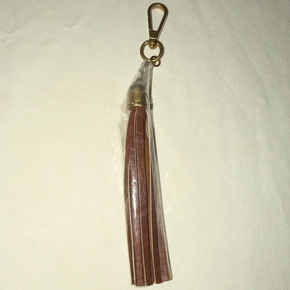Brown Faux Leather Tassel Key Chain Gold Tone Metal Detachable Clip 9 in